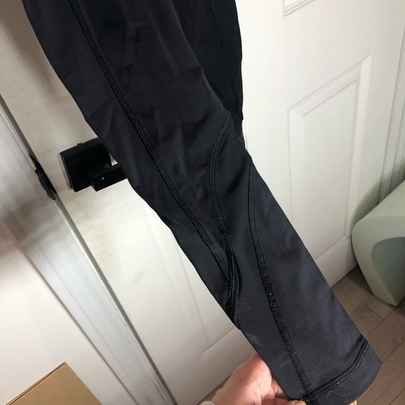 Lululemon 3/4 leggings - Picture 5 of 6